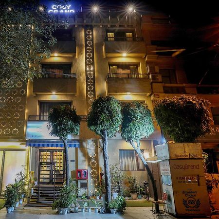 Cosy Grand, Chanakyapuri By The Cosy Hotels New Delhi Buitenkant foto