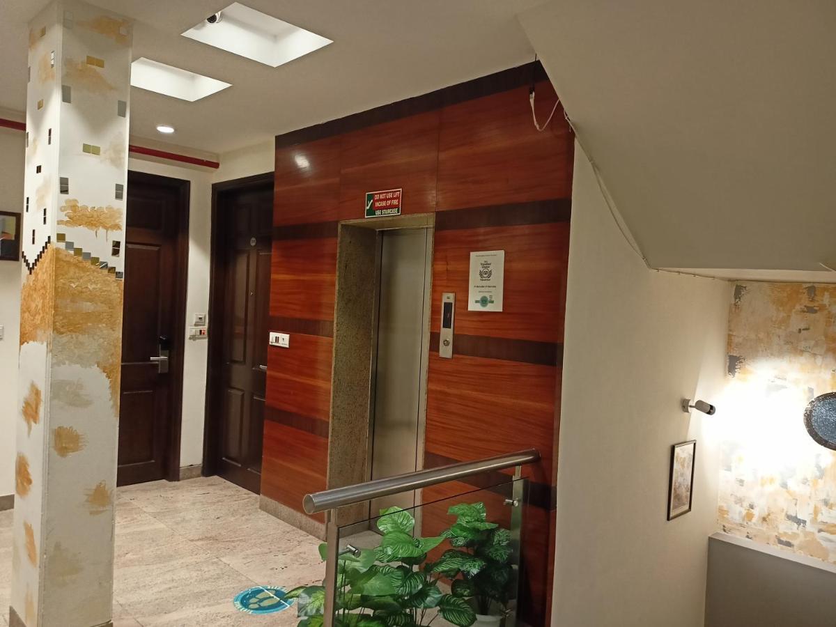 Cosy Grand, Chanakyapuri By The Cosy Hotels New Delhi Buitenkant foto