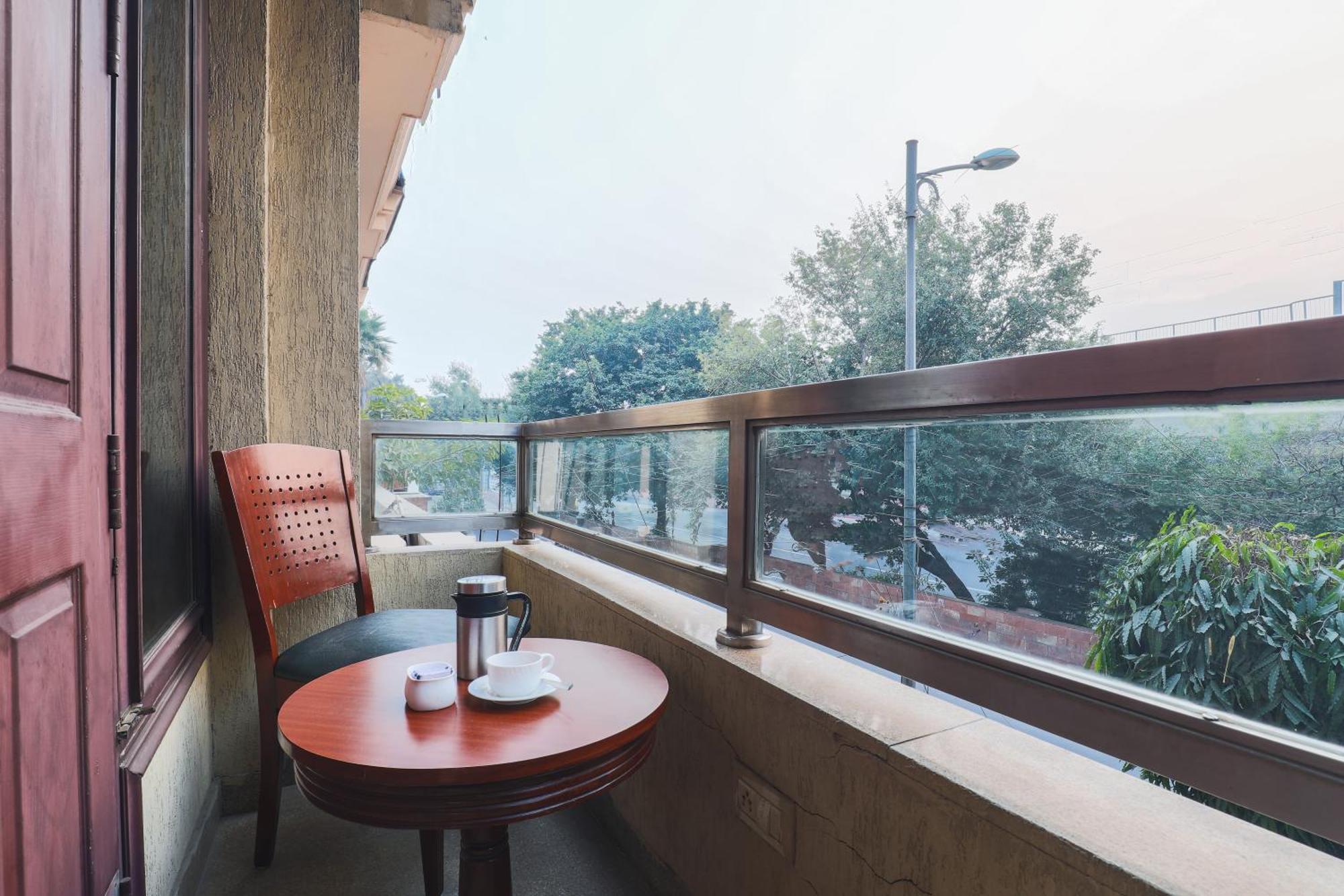 Cosy Grand, Chanakyapuri By The Cosy Hotels New Delhi Buitenkant foto