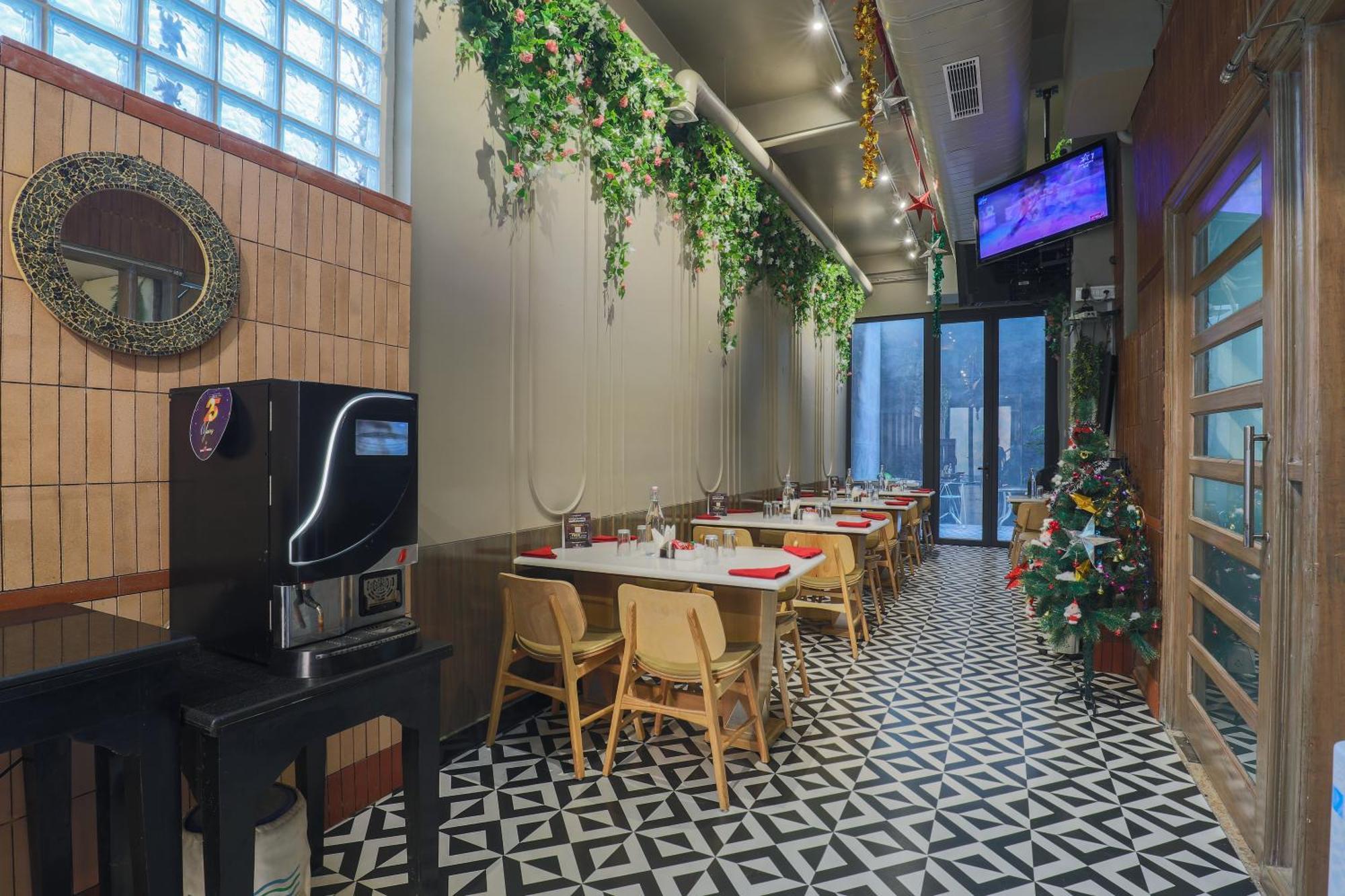 Cosy Grand, Chanakyapuri By The Cosy Hotels New Delhi Buitenkant foto