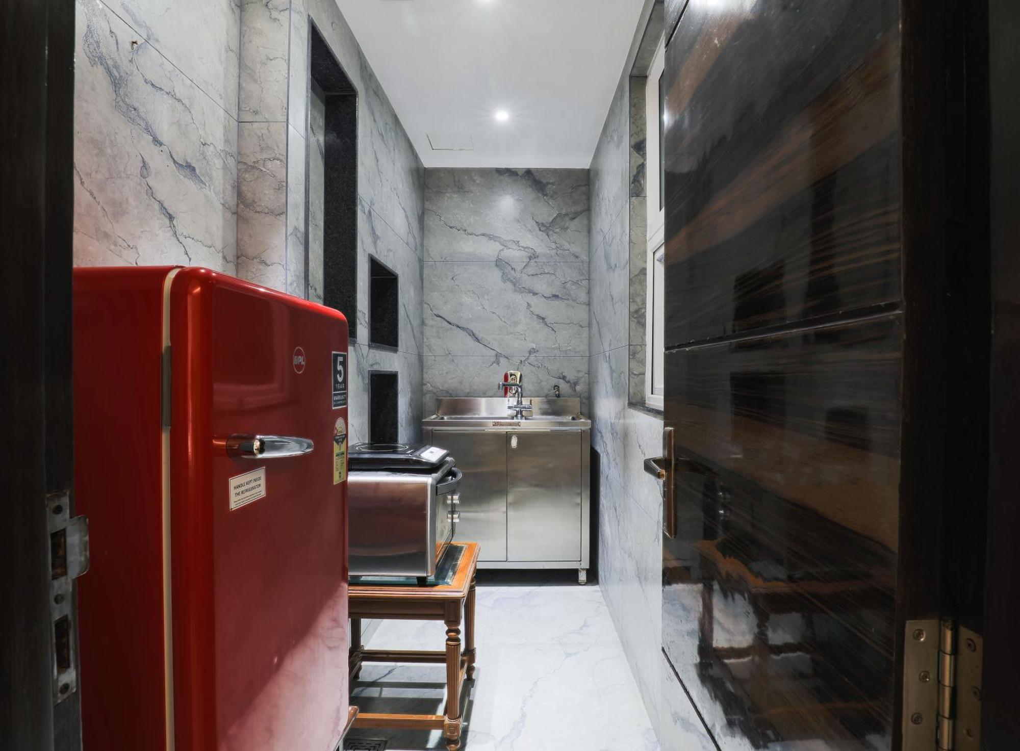 Cosy Grand, Chanakyapuri By The Cosy Hotels New Delhi Buitenkant foto