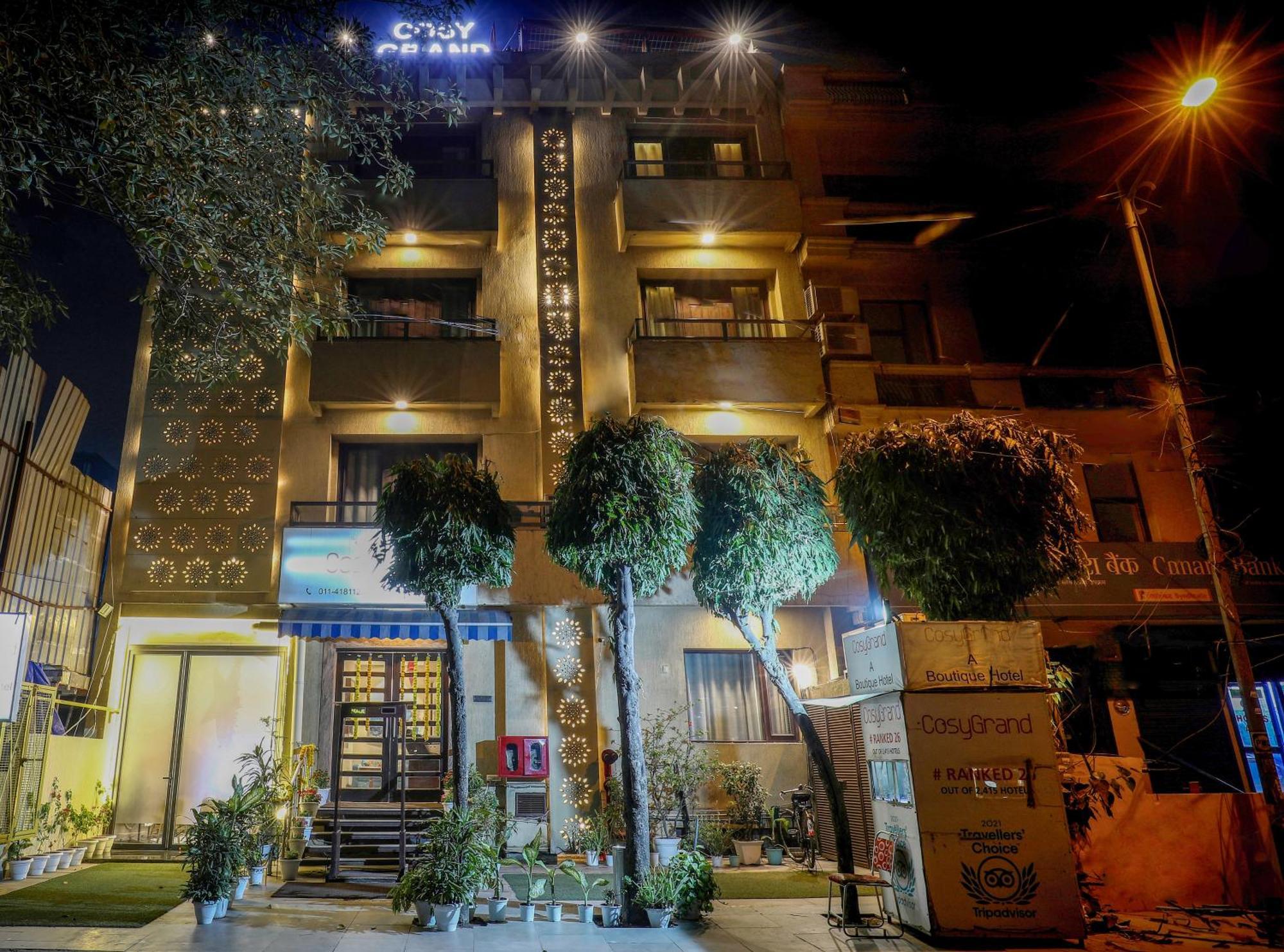 Cosy Grand, Chanakyapuri By The Cosy Hotels New Delhi Buitenkant foto