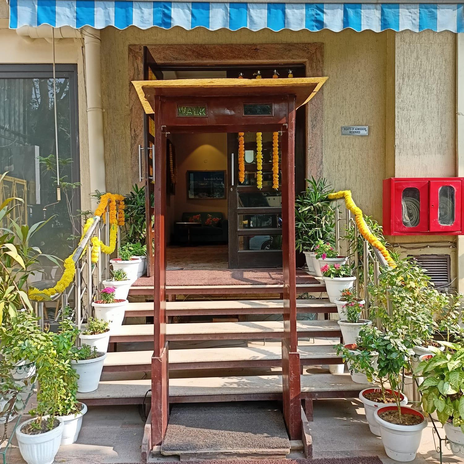Cosy Grand, Chanakyapuri By The Cosy Hotels New Delhi Buitenkant foto