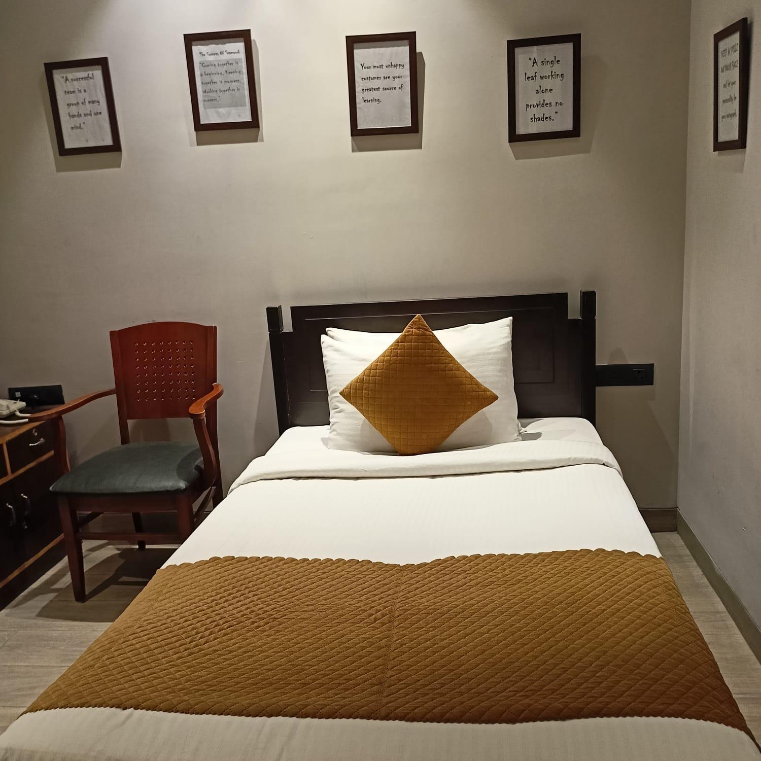 Cosy Grand, Chanakyapuri By The Cosy Hotels New Delhi Buitenkant foto